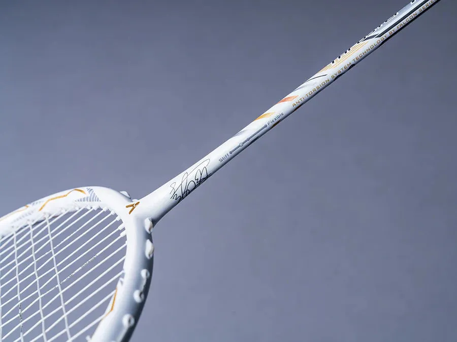 Victor Thruster K Falcon Claw White LTD 4U Badminton Frame