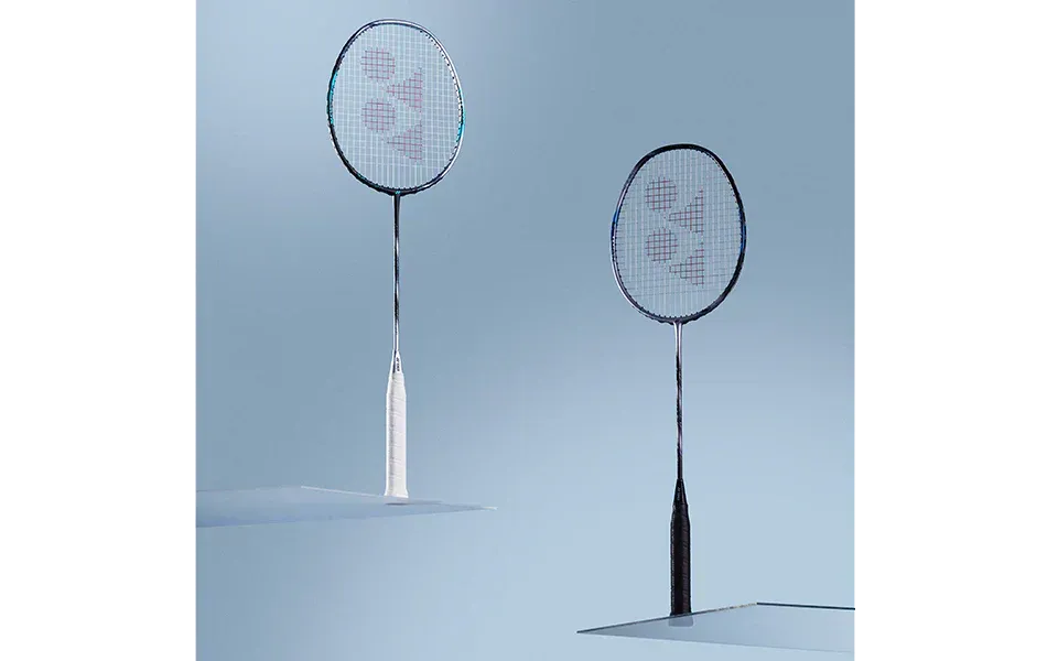Yonex Astrox 88 D Tour (Silver/Black) 2024
